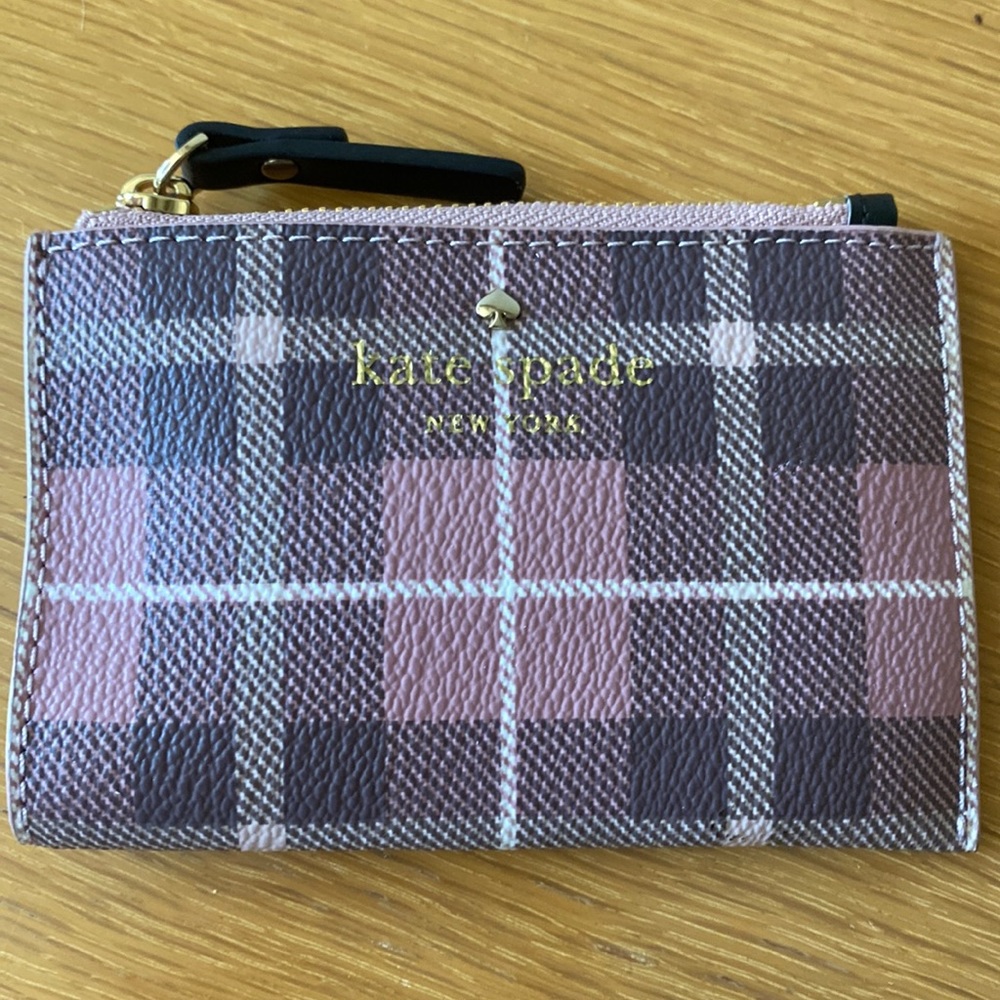Kate Spade Fairmount Square Cori card case in pink plaid